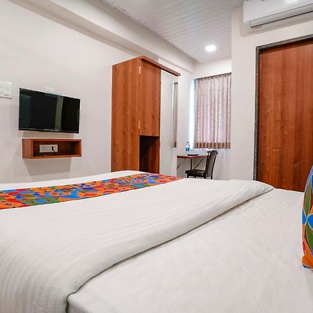 Fabhotel The Mint มุมไบ ภายนอก รูปภาพ
