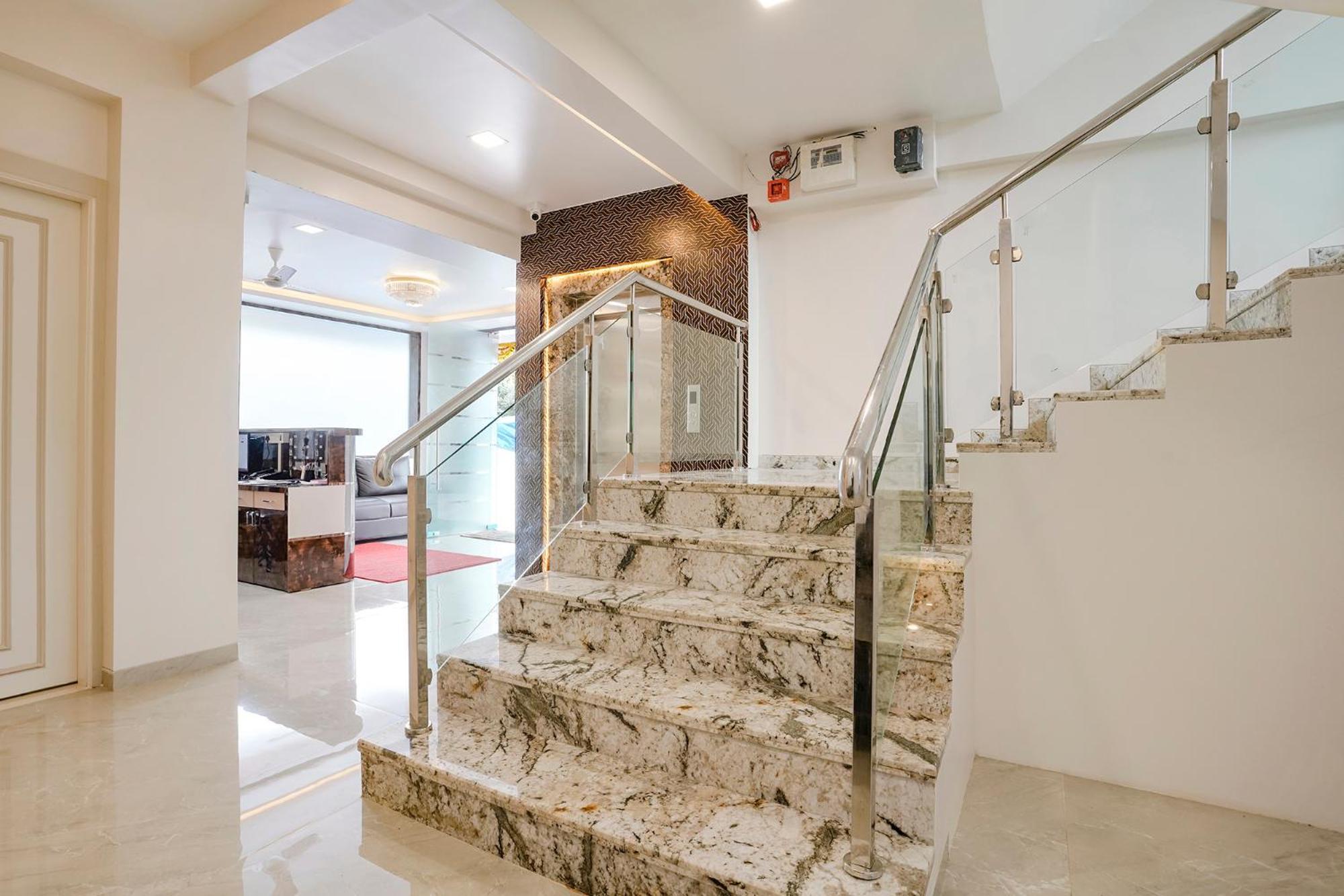 Fabhotel The Mint มุมไบ ภายนอก รูปภาพ