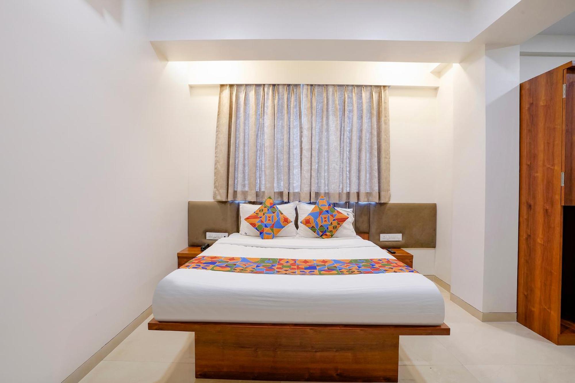Fabhotel The Mint มุมไบ ภายนอก รูปภาพ